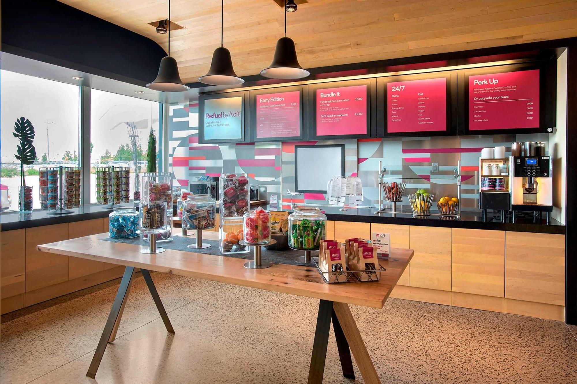Aloft Buffalo Airport Чіктоваґа Екстер'єр фото